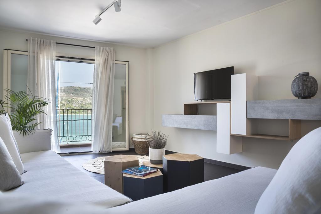 Argostoli Marina Suites Экстерьер фото