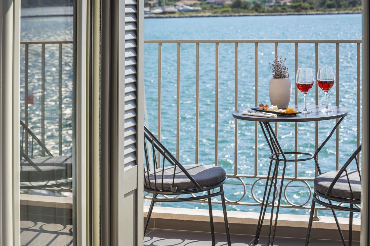 Argostoli Marina Suites Экстерьер фото